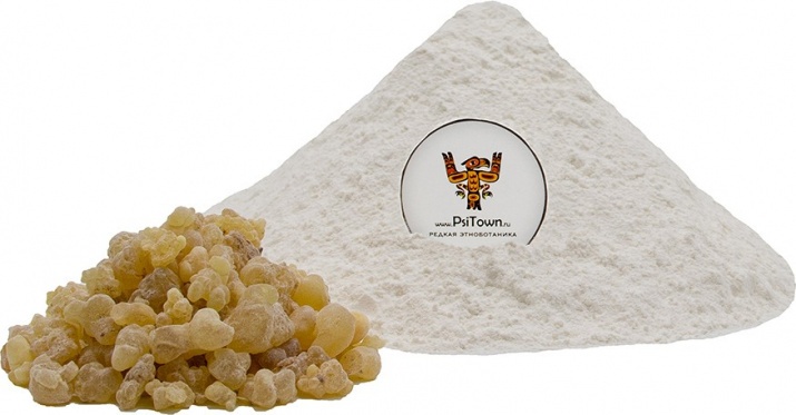 Босвеллия Священная - экстракт смолы, Frankincense Tears (Boswellia Carteri, 60% босвелиевой кислоты) Экстракт из смолы Босвеллии обладает сильным противовоспалительным эффектом. В зависимости от способа применения, он эффективно борется с болями и опухолями, вызванными воспалительными процессами: артрозом, артритом, ревматизмом, остеохондрозом, подагрой. Также экстракт помогает при ангине, воспалённых аденоидах и дёснах, проблемах с кожей, очищает и заживляет раны и порезы.
Кроме того, отмечено полезное действие экстракта при нарушениях липидного и холестеринового обменов, а также хронических воспалительных заболеваниях кишечника.
